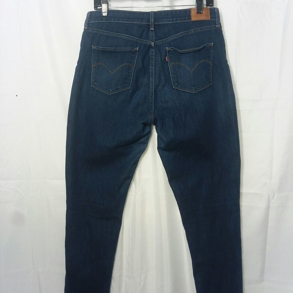 Levi's Jeans high-rise skinny blue jean denim women's 31Wx32L 5 pocket dark wash